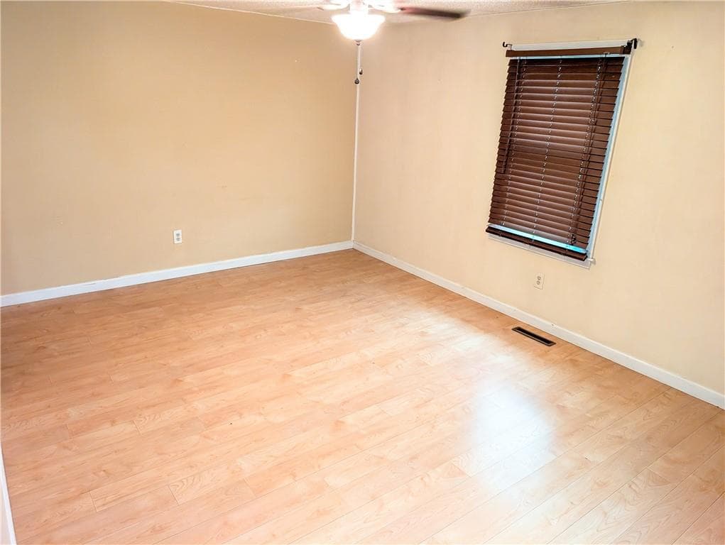 46 Carpenter Street - Photo 4