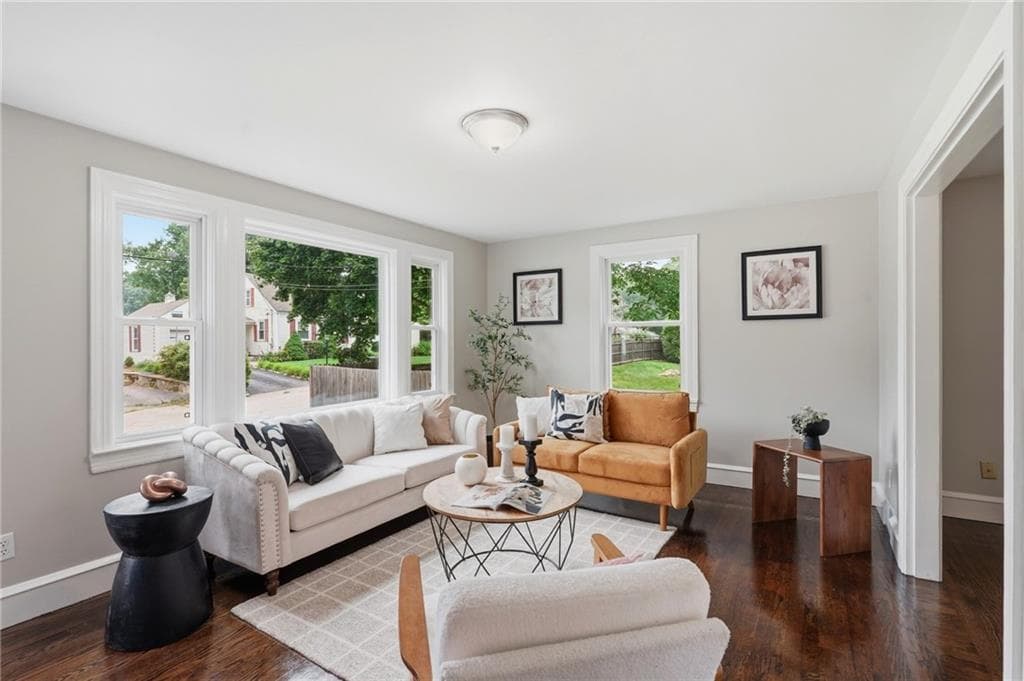 53 Benoit Street - Photo 5