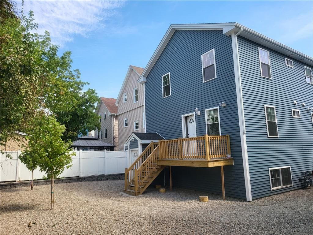 729 Potters Avenue - Photo 4