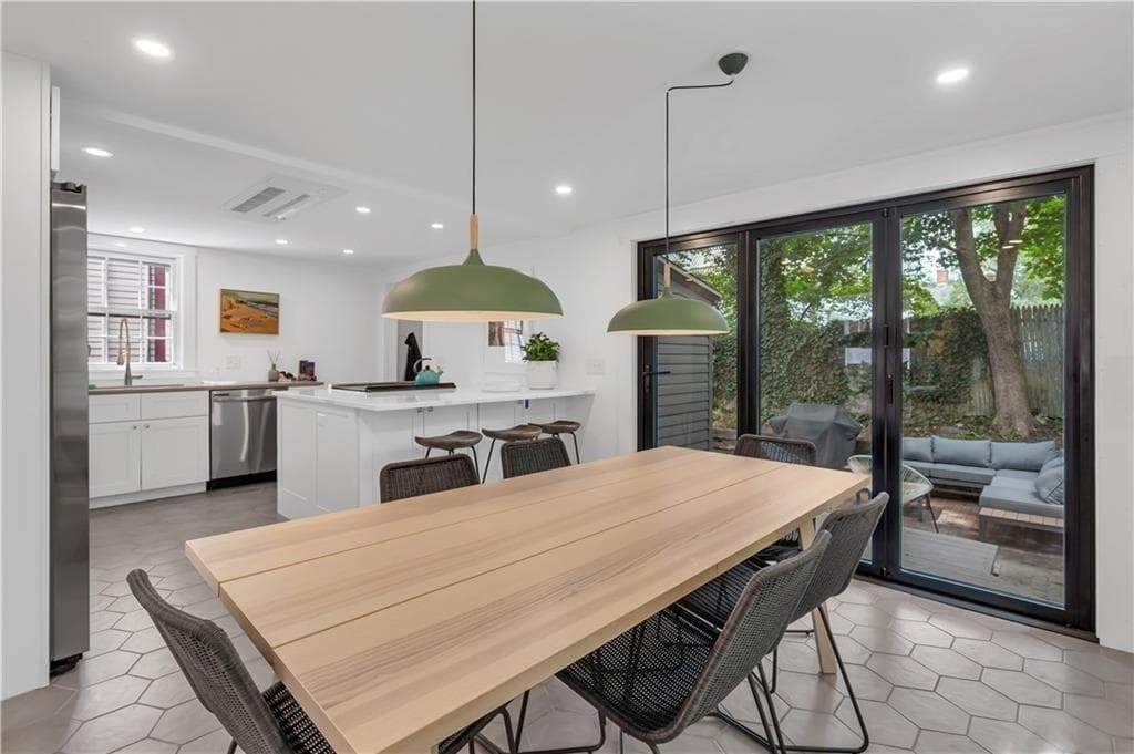 44 William Street - Photo 2