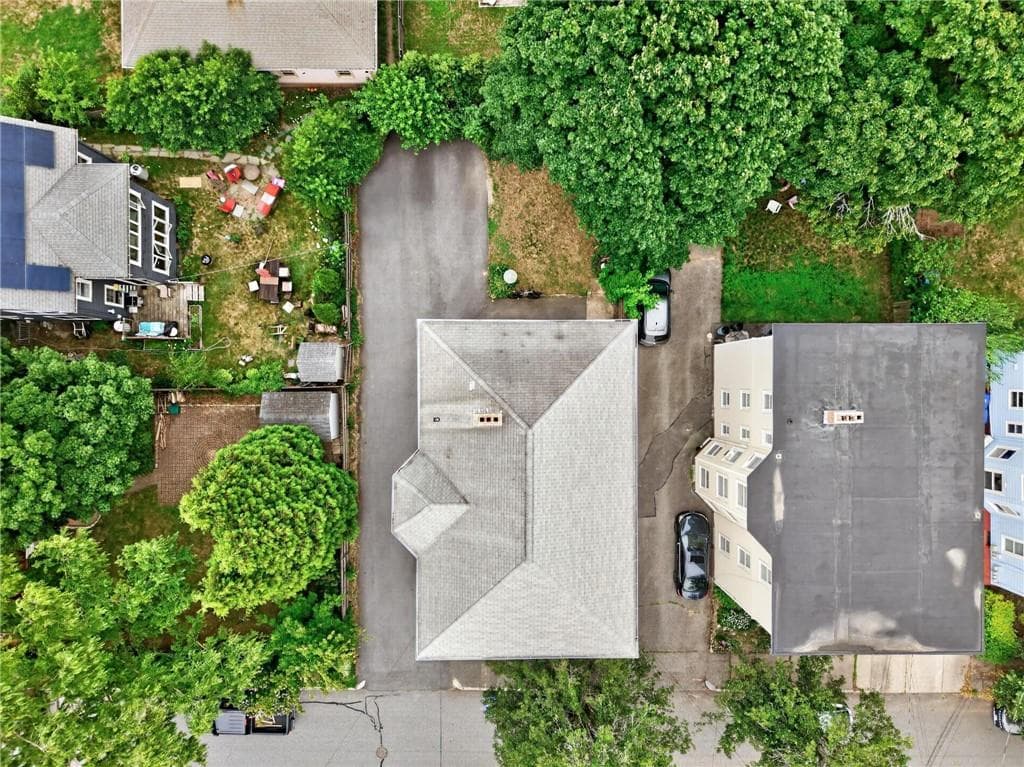 68 9th Street - Photo 4