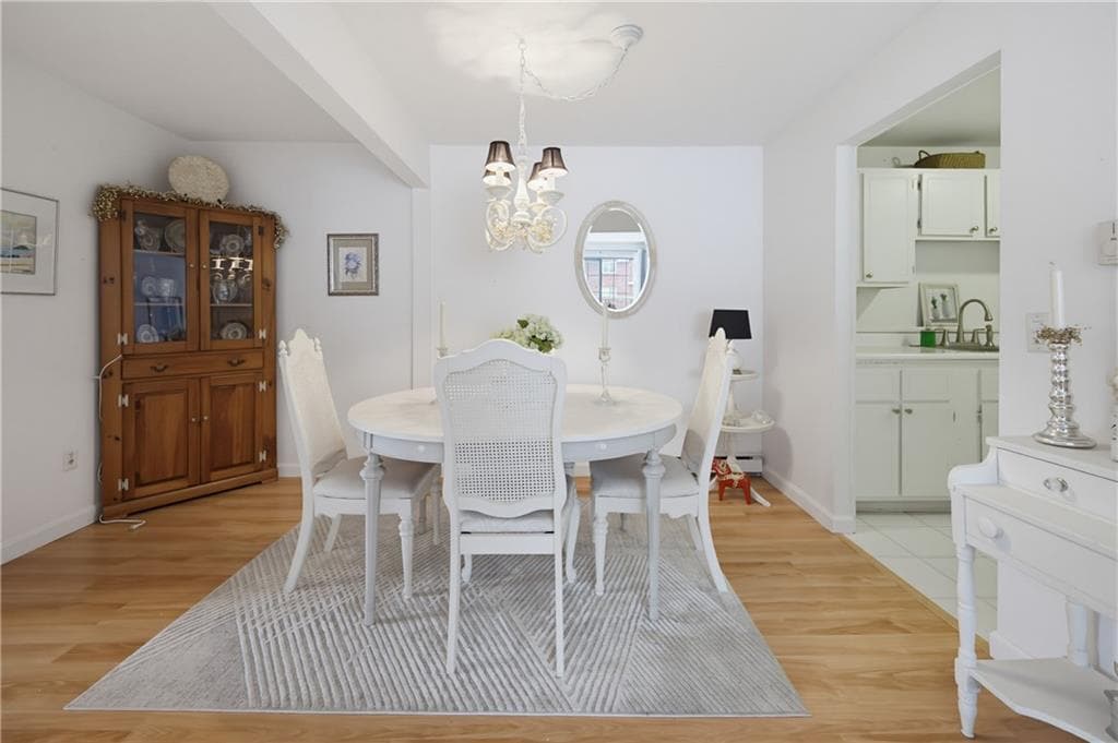 300 Smithfield Road #1-9 - Photo 4