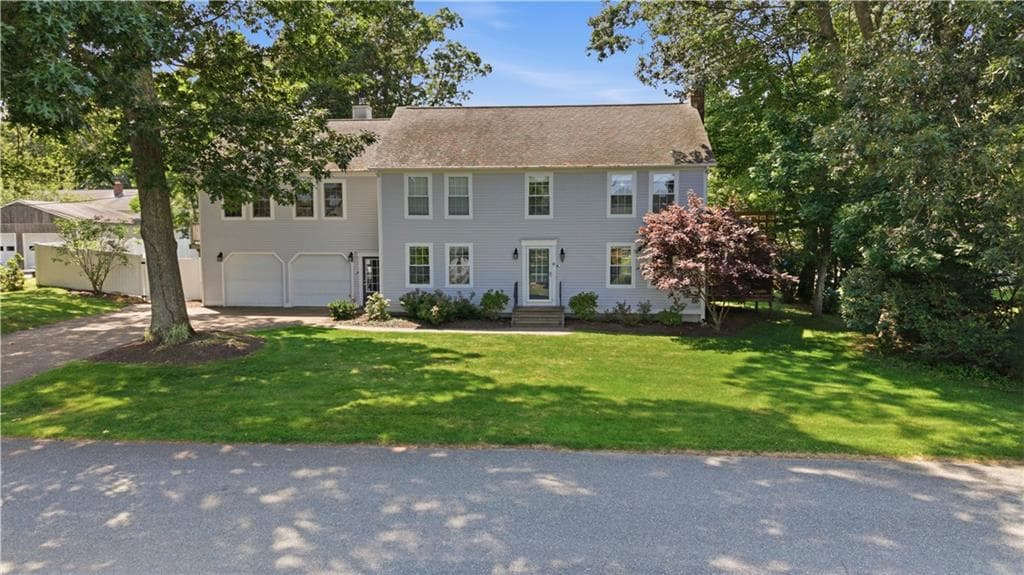 78 Riverside Drive - Photo 3