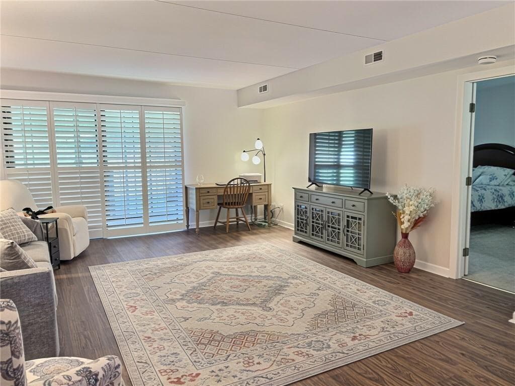 650 East Greenwich Avenue #7109 - Photo 4