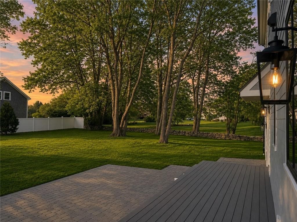 980 Green End Avenue - Photo 3