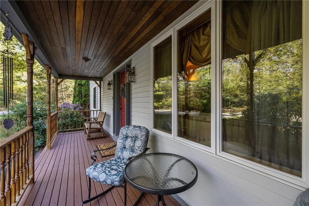 10 Oak Hill Road - Photo 2
