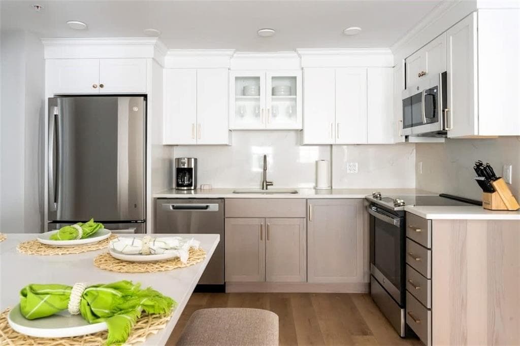 43 Franklin Street #1 - Photo 2
