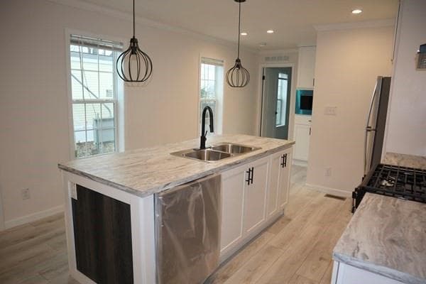 1346 Newport Avenue - Photo 5