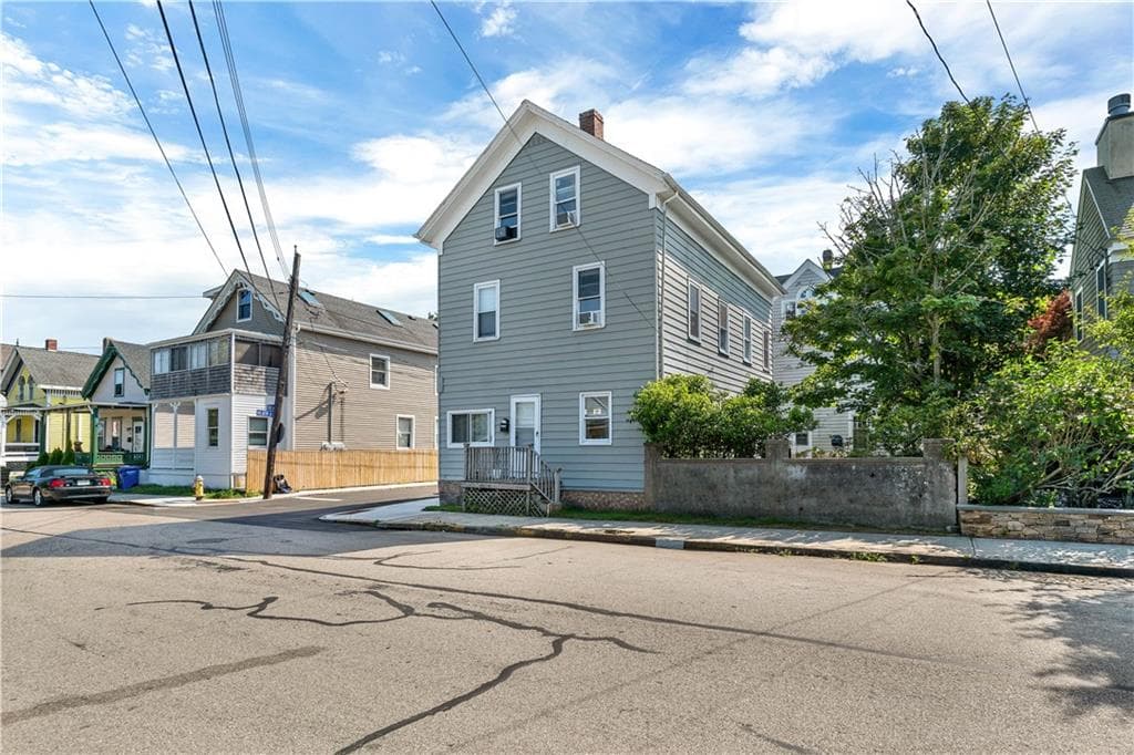 24 Pond Avenue #1 - Photo 2