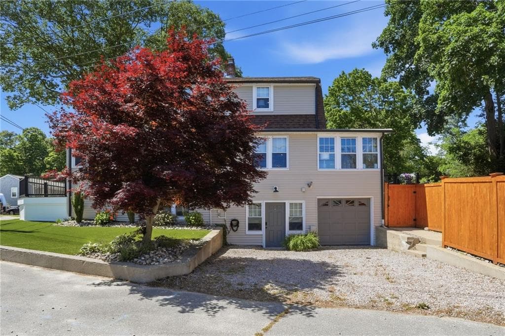 1 Staples Avenue - Photo 5