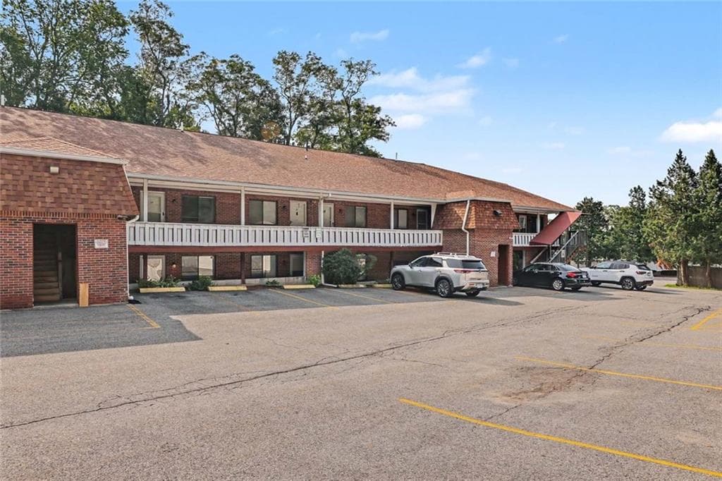569 Smithfield Road #9 - Photo 2