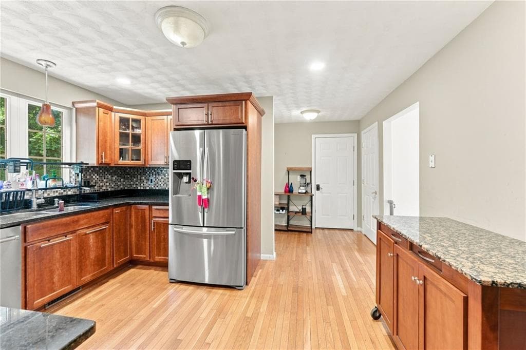 19 Gilcrest Drive - Photo 3