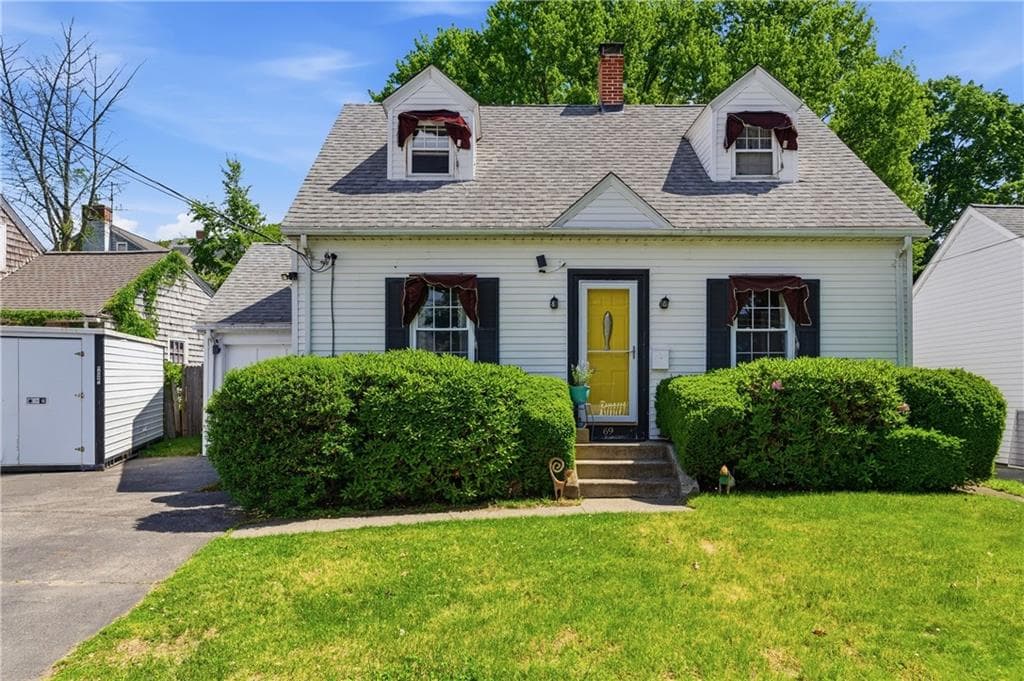 69 Roger Williams Avenue