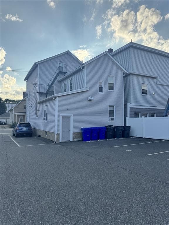 90 Sutton Street - Photo 4