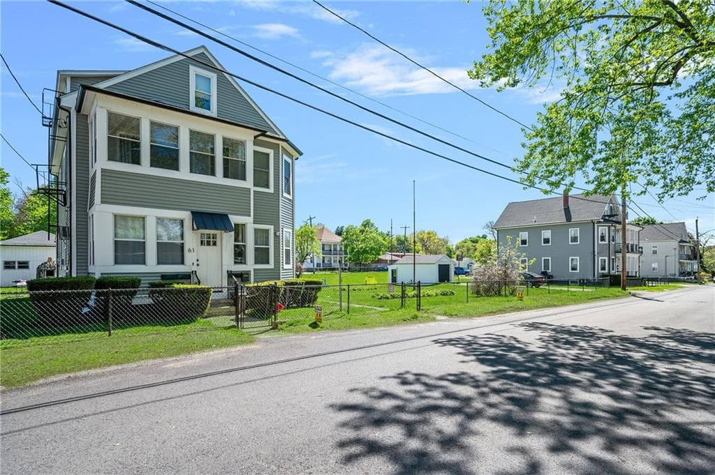 49 Emanuel Street - Photo 1