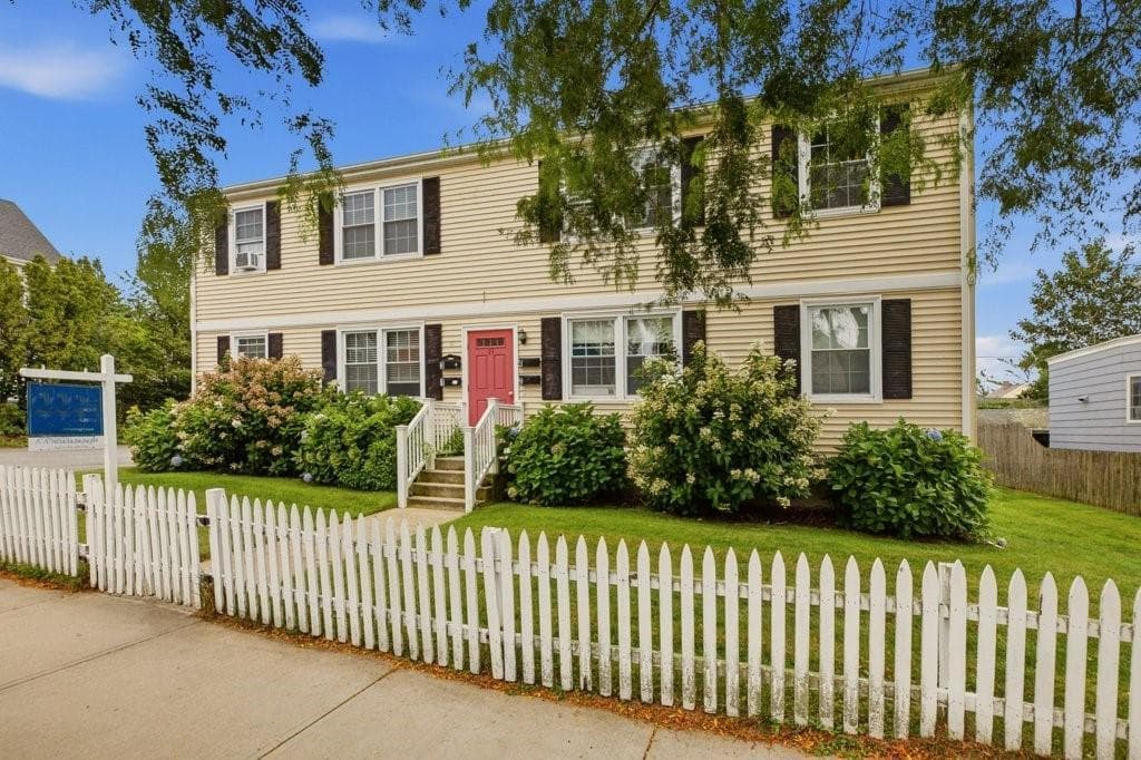 45 Hammond Street #3