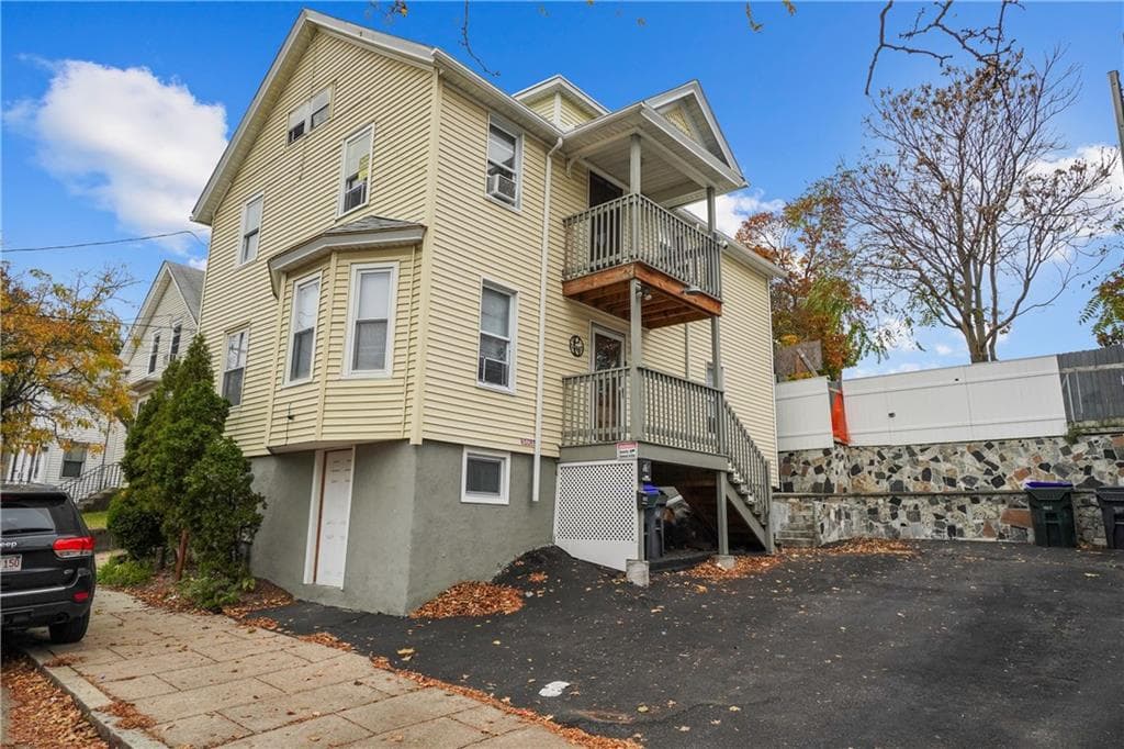 329 Plainfield Street - Photo 3