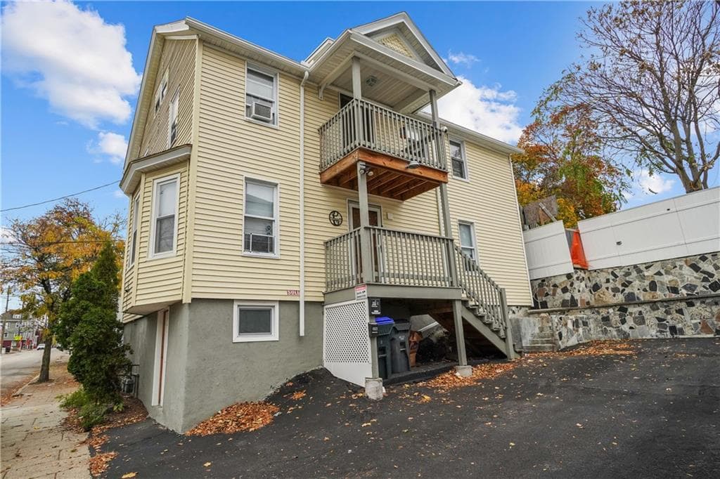 329 Plainfield Street - Photo 5