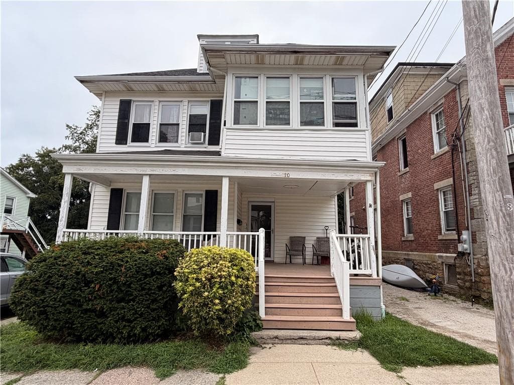 10 Russell Avenue - Photo 2