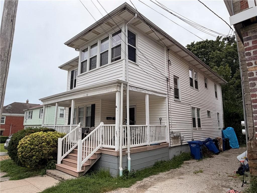 10 Russell Avenue - Photo 3