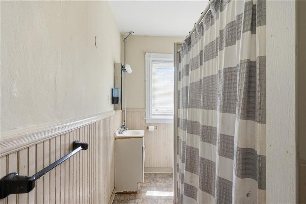 200 Admiral Street - Photo 5