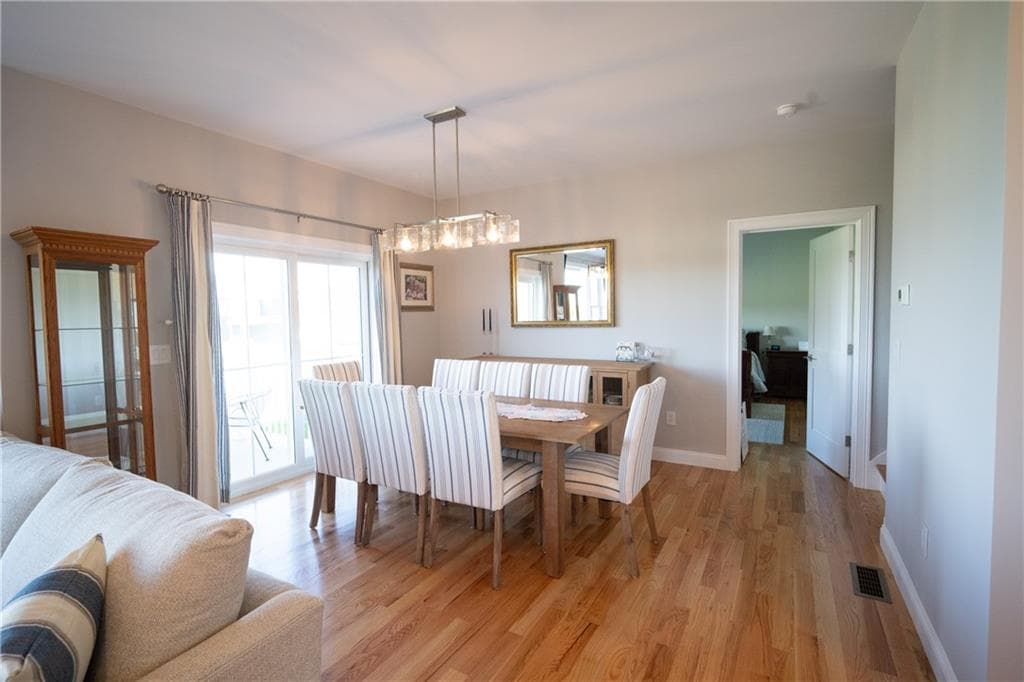 153 Revolution Way - Photo 2