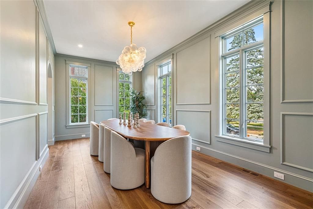 310 Blackstone Boulevard - Photo 5