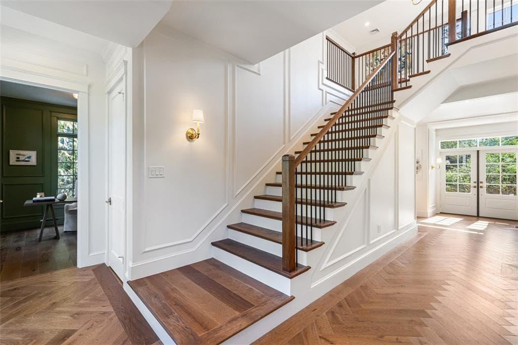 310 Blackstone Boulevard - Photo 4