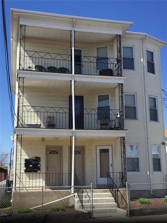 207 Cross Street - Photo 1