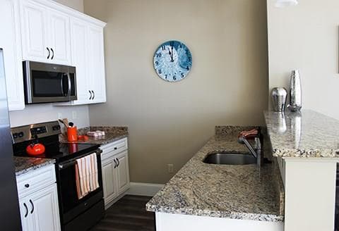 91 Main Street #319 - Photo 3