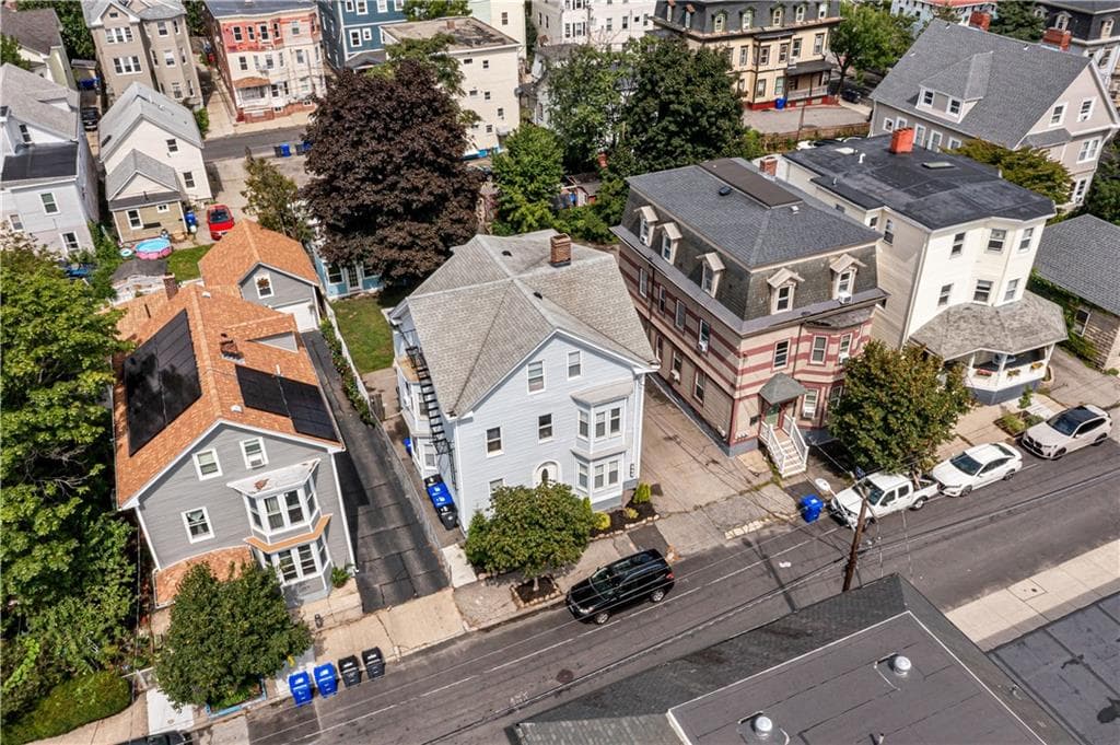 141 Grove Street - Photo 3