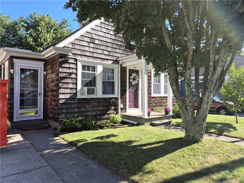 178 California Street - Photo 3