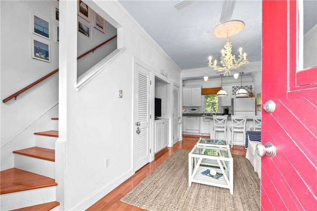 97 Narragansett Avenue #C3 - Photo 3