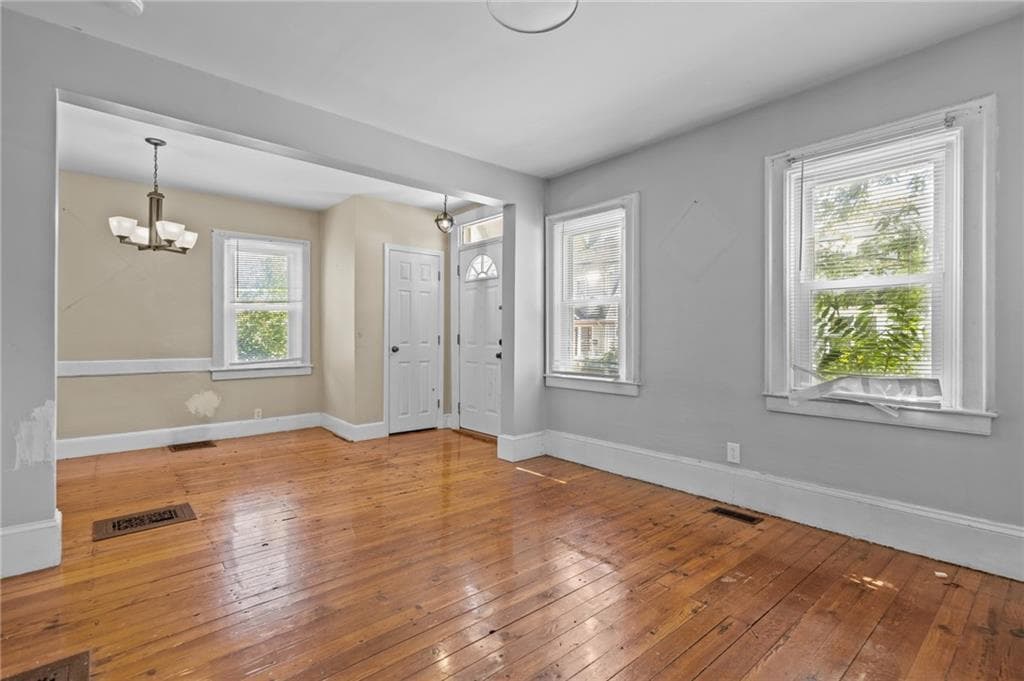 217 Bay View Avenue - Photo 2