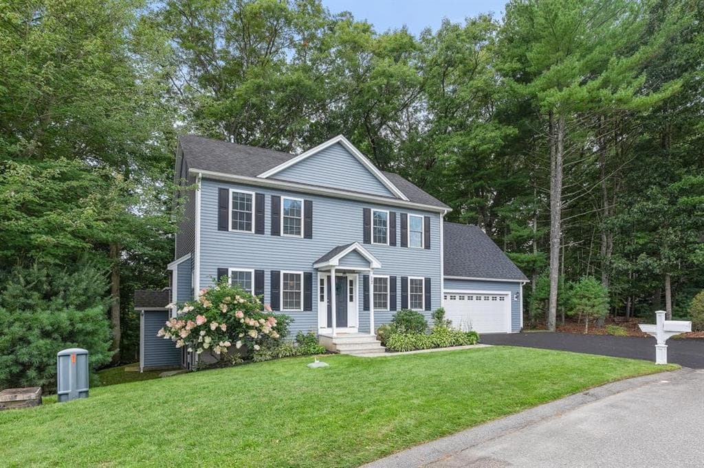 17 Clover Court