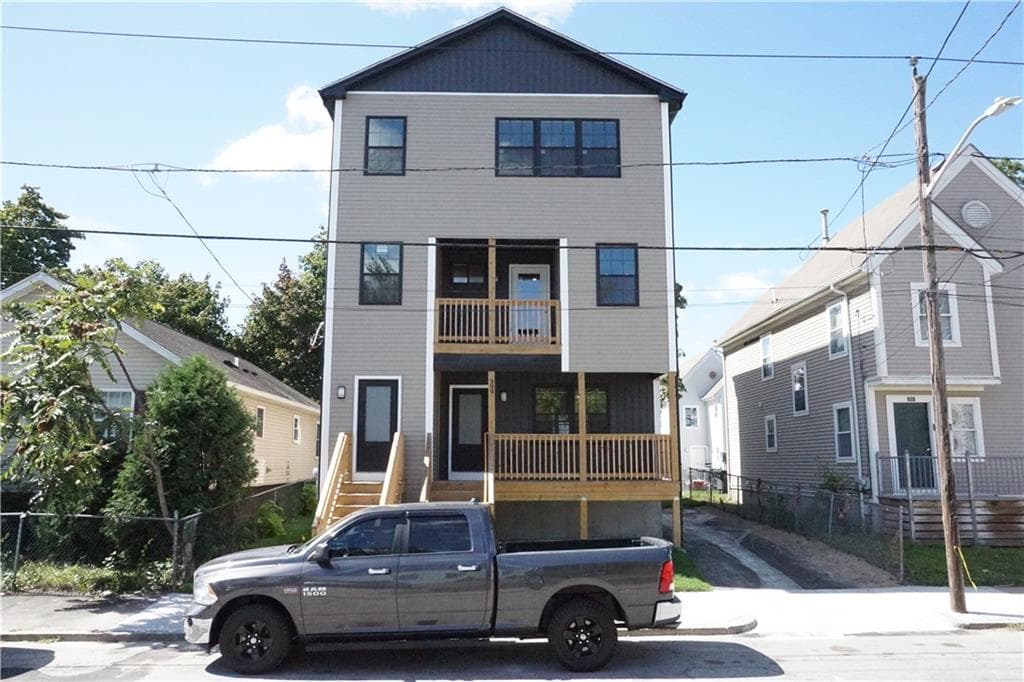 399 Cahill Street