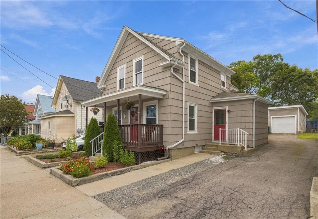 297 Burnside Avenue - Photo 2