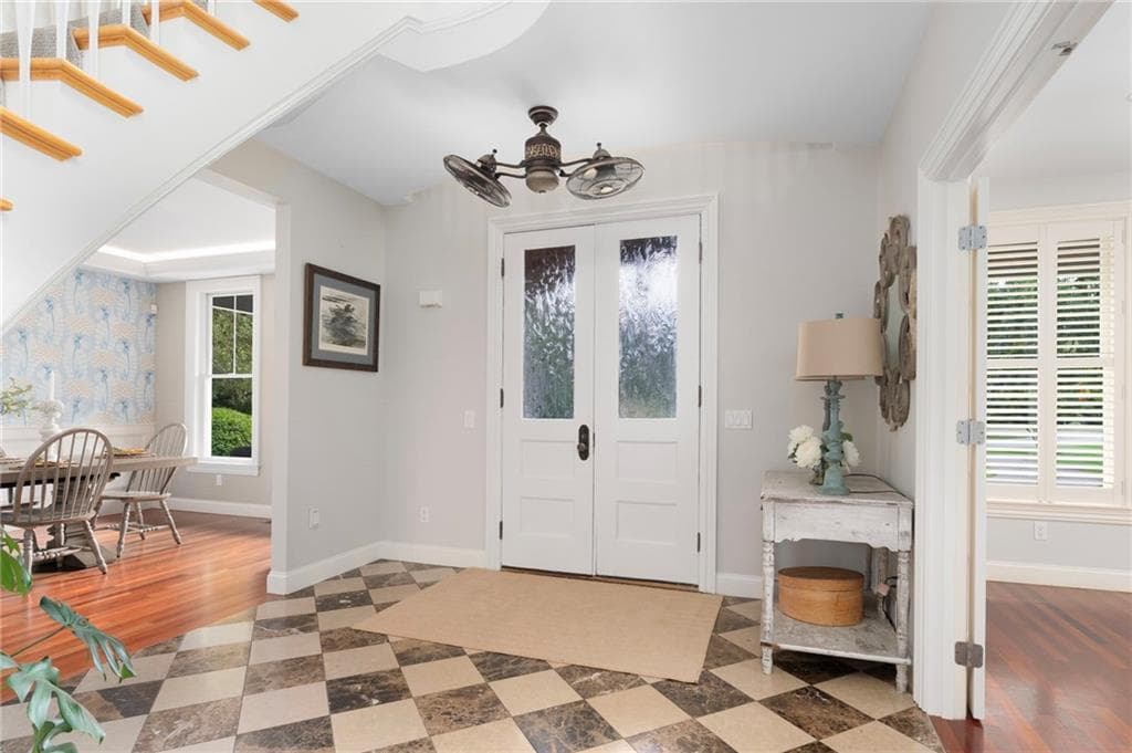 357 Congdon Drive - Photo 3