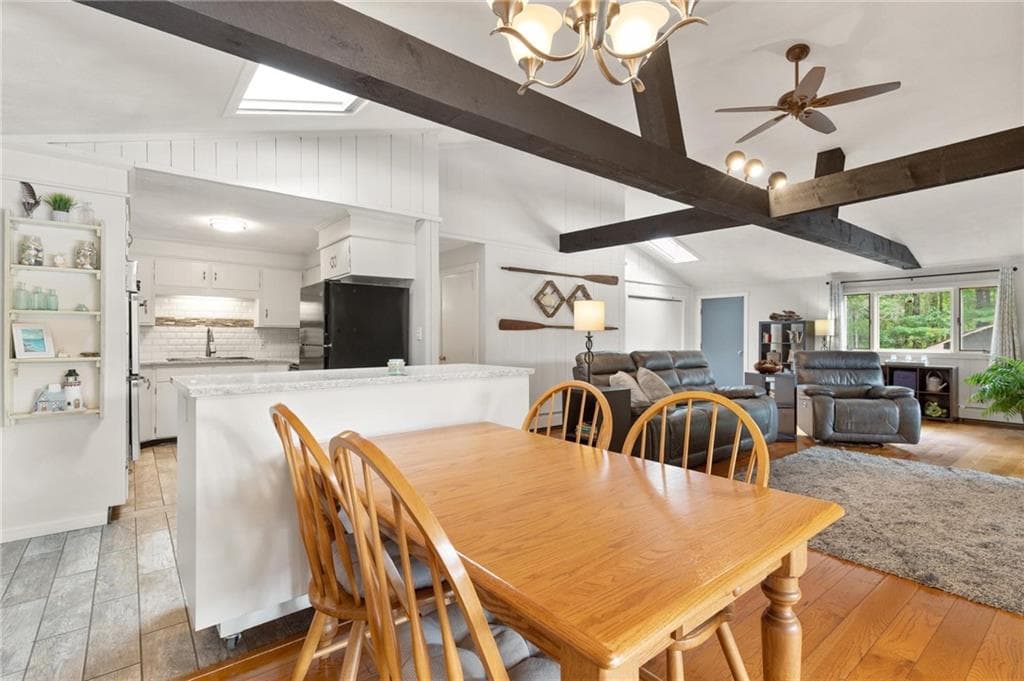 8 Fountain Spring Lane - Photo 5