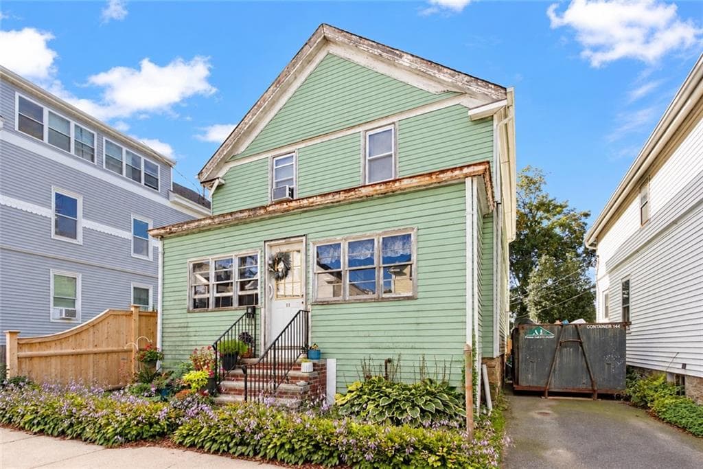 11 Carey Street - Photo 2