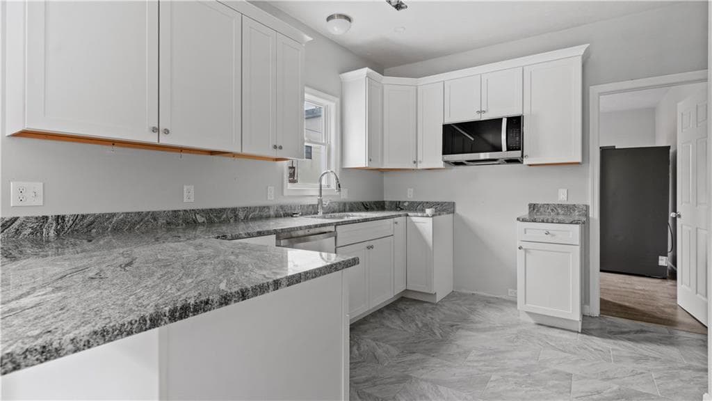 31 Greenville Avenue - Photo 3