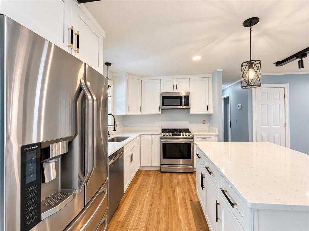 76 Verdant Drive - Photo 3