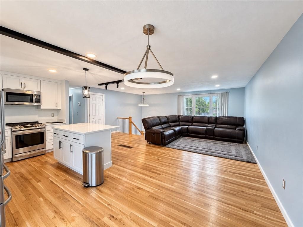 76 Verdant Drive - Photo 4