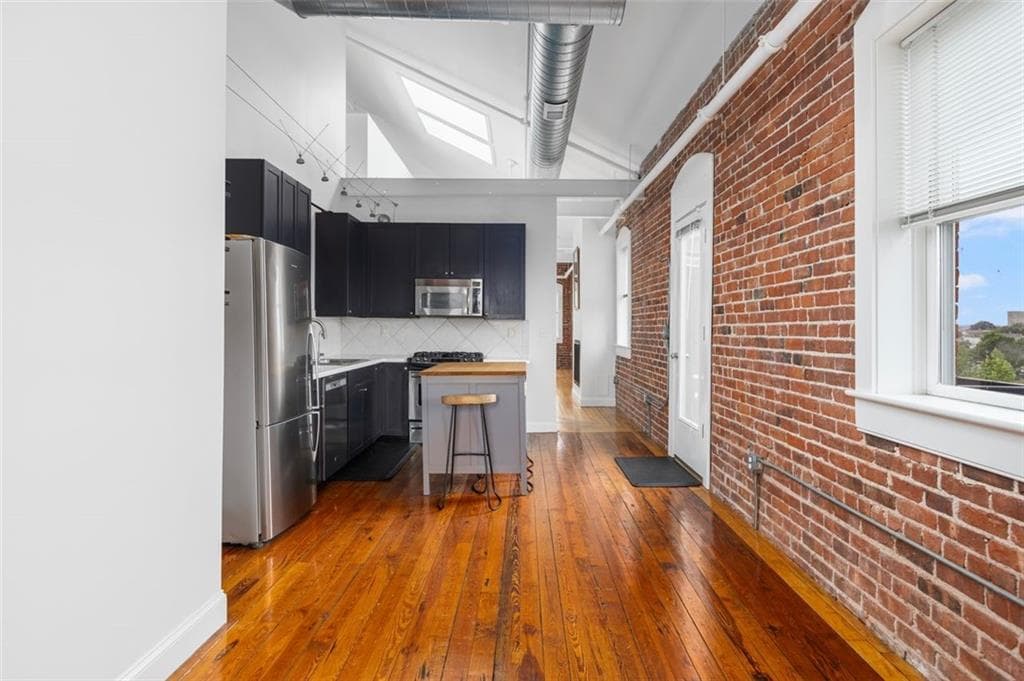 755 Westminster Street - Photo 3