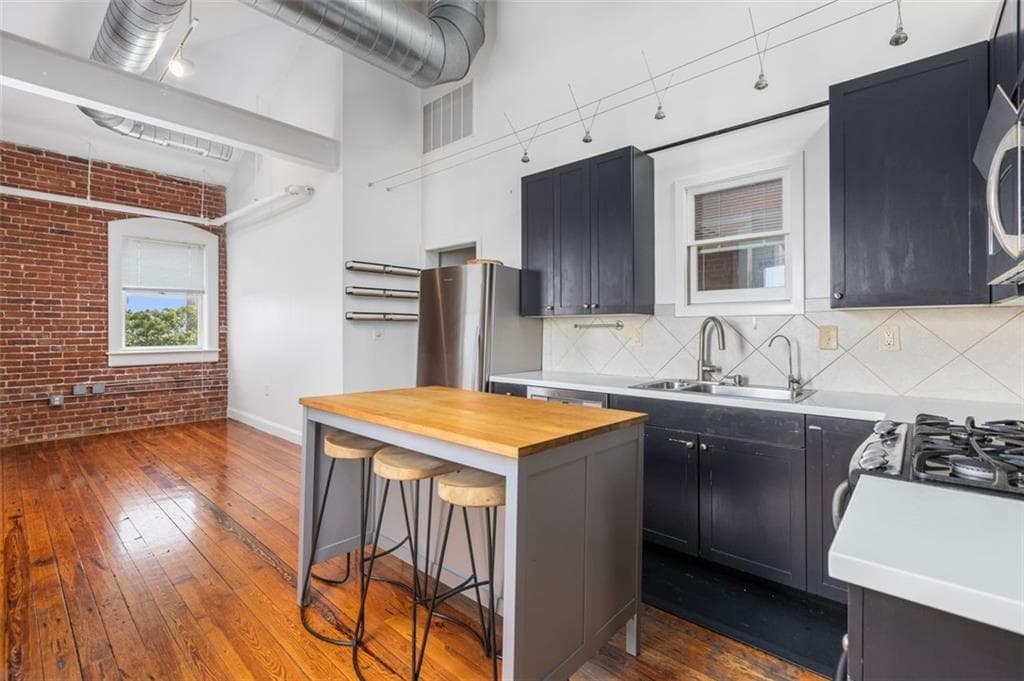 755 Westminster Street - Photo 4