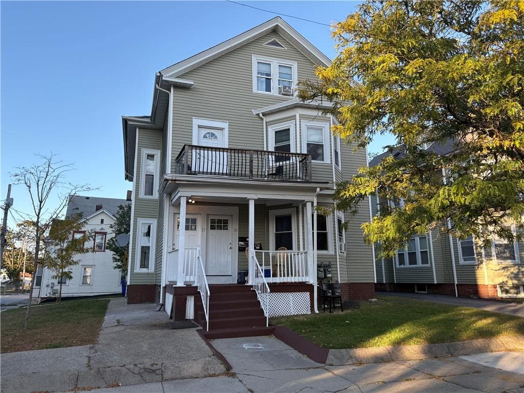 31 Hawthorne Street