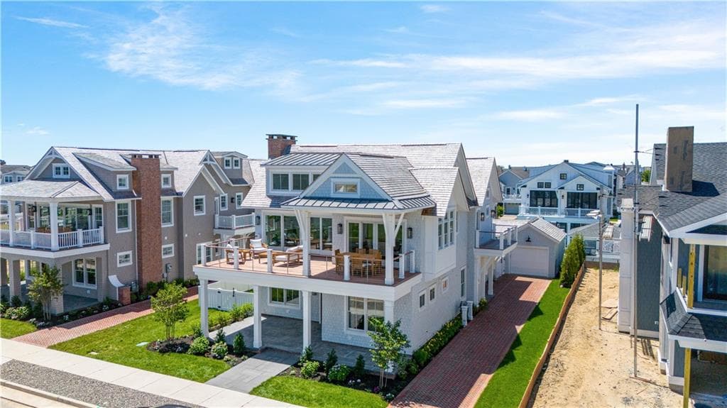 813 Ocean Road - Photo 1