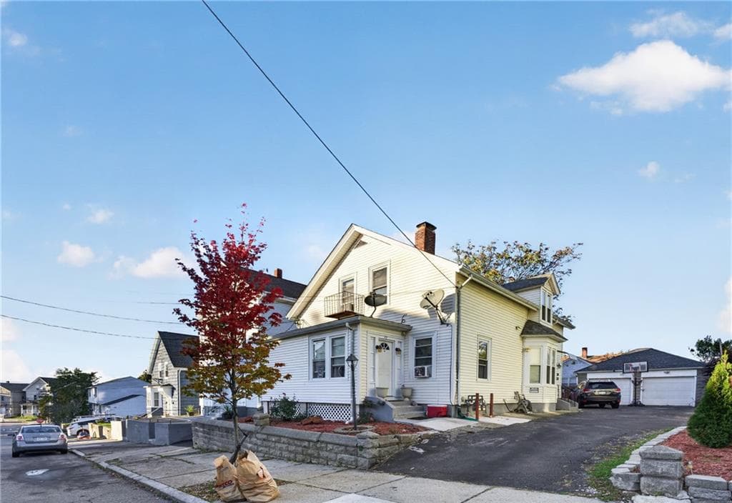 23 Sisson Street - Photo 2