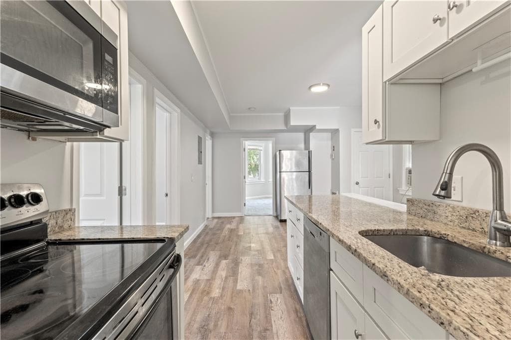 660 Douglas Avenue - Photo 4