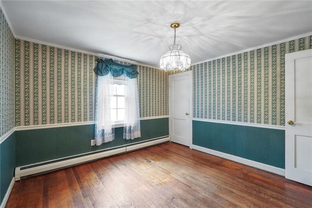 108 Falcon Avenue - Photo 5